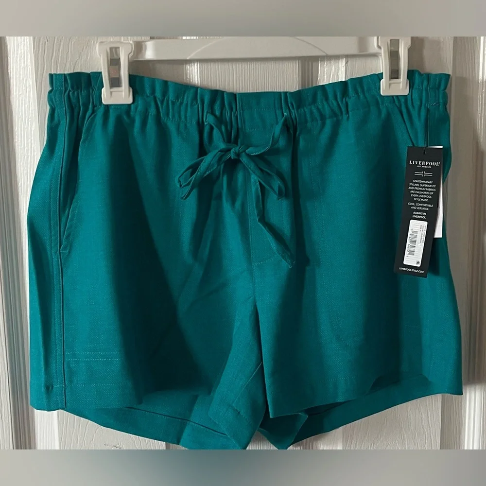 Liverpool Women's Teal Shorts- “Lake Blue” Comfy dressy/casual Shorts, size Med - Picture 14 of 16